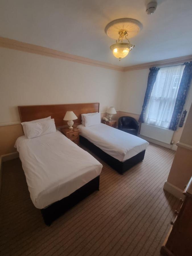 The Royal Oak Hotel Рамсгейт Екстериор снимка