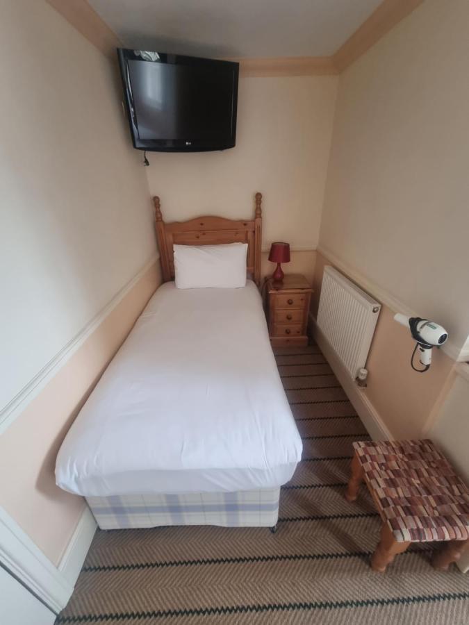 The Royal Oak Hotel Рамсгейт Екстериор снимка