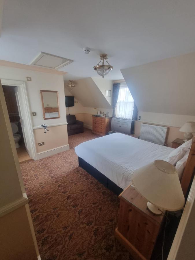 The Royal Oak Hotel Рамсгейт Екстериор снимка